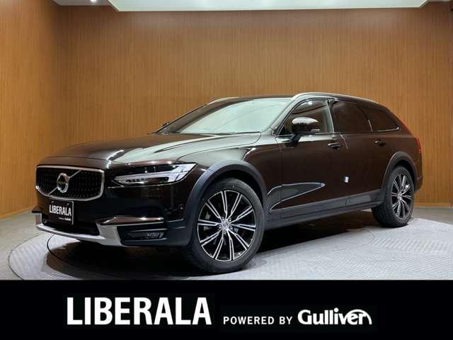 ボルボ Ｖ９０ クロスカントリー　Ｄ４　ＡＷＤ　モメンタム