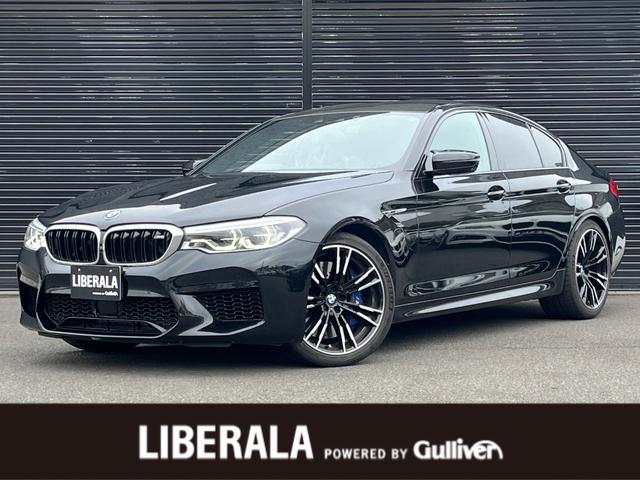 Ｍ５(BMW) Ｍ５　ブラウンレザーシート　ｈａｒｍａｎ／ｋａｒｄｏｎ　専用カーボンルーフ　３６０°カメラ　純正２０インチＡＷ　パーキングアシストプラス 中古車画像