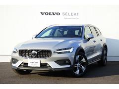 ボルボ　Ｖ６０　クロスカントリー　プラス　Ｂ５　ＡＷＤ