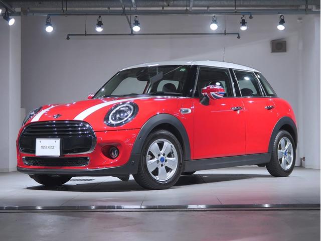 ＭＩＮＩ クーパー　カメラパッケージ　ペッパーパッケージ　リヤカメラ　純正ＨＤＤナビ　ＬＥＤヘッドライト　１６ＡＷ（1枚目）