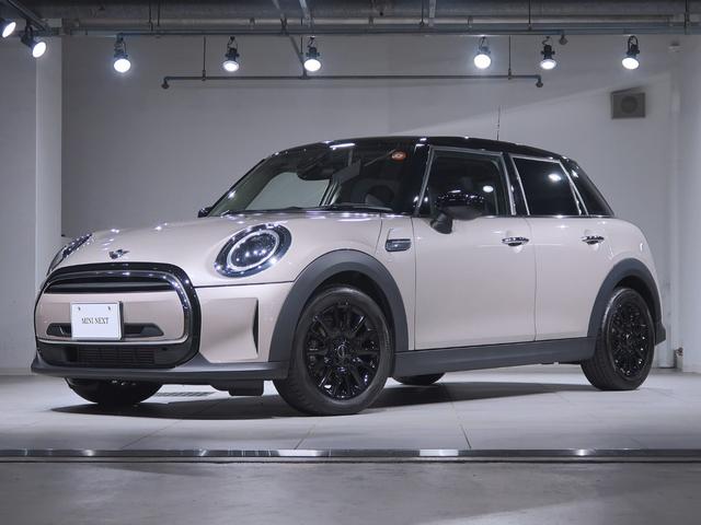 全国納車対応　最長４年保証可能 認定中古車　ドライビングアシスト　クラシックトリム　１６ＡＷ