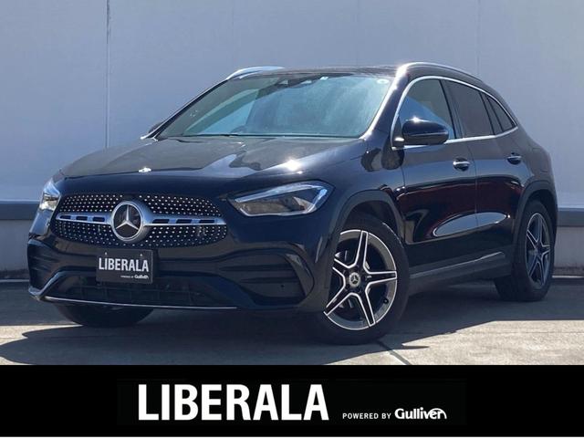 ＧＬＡクラス ＧＬＡ１８０　ＡＭＧライン　レザーエクスクルーシブパッケージ　サンルーフ　パワーバックドア　本革スポーツシート　シートヒーター　純正ナビ　フルセグＴＶ　全方位カメラ　ＥＴＣ　アドバンスパッケージ（1枚目）