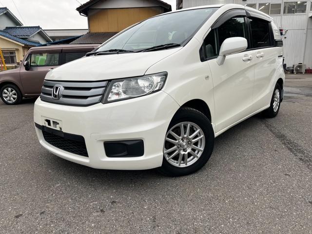 ナビ搭載！迷う道も知らない道も安心して走れます！ パワーウィンドウ　運転席エアバッグ　助手席エアバッグ