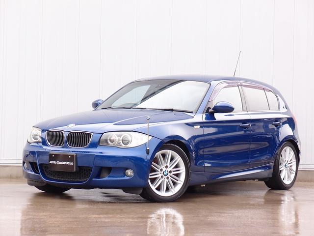 ＢＭＷ １シリーズ １３０ｉ　後期型　純正ＨＤＤナビゲーション　黒革シート　純正ミラー型ＥＴＣ　ＨＩＤ　純正１７ＡＷ　バックカメラ　パワーシート　シートヒーター　スモーク施工　取説　記録簿　パドルシフト　メインキーＸ２