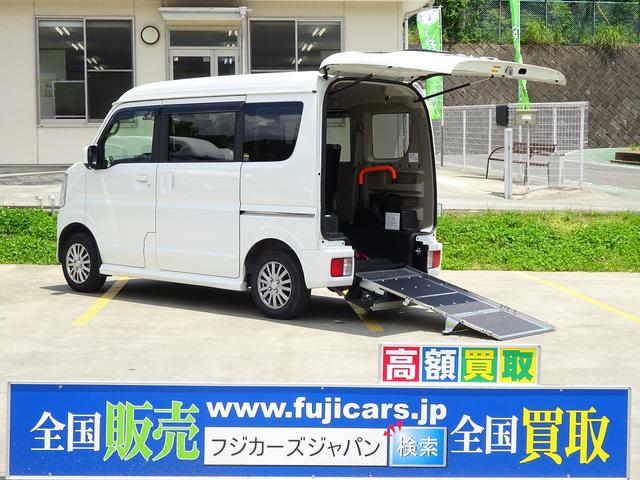 福祉車両チェアキャブ スロープ4人 ナビ エマージェンシーB(1枚目)