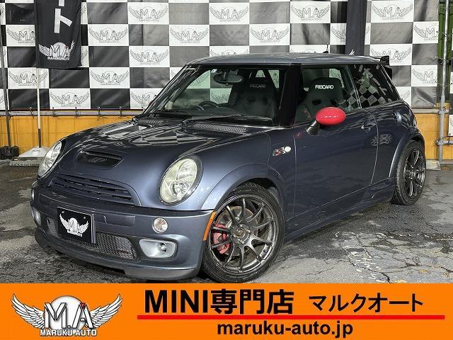 クーパーＳ　ジョンクーパーワークスＧＰキット　限定車　レカロ　フルバケットシート左右　ＡＤＶＡＮホイール　モール同色Ｐ　ＵＳサイドマーカー　社外オーディオ　ＥＴＣ　スーパーチャージャー　６速ＭＴ(1枚目)