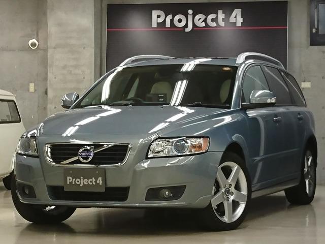 ボルボ V50