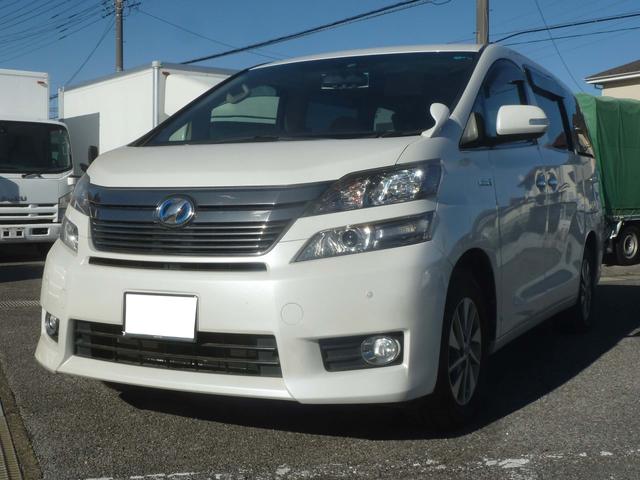 ２．４Ｘ４ＷＤ　ハイブリッド　Ｗサンルーフ　リアモニター　集中ドアロック　ＡＢＳ　Ｗエアバック　ＥＴＣ　キーレス　フルセグＴＶ　ナビ　Ｂｌｕｅｔｏｏｔｈ　電動スライドドア　電動格納ミラー