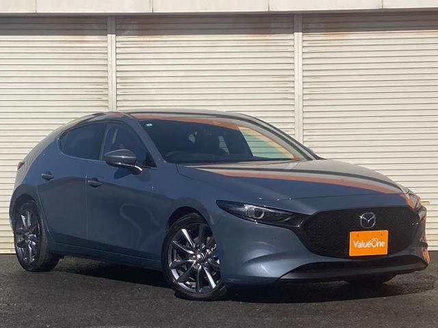 ＸＤバーガンディ　セレクション　１オーナー　禁煙車　赤革シート　クルーズコントロール　　ＬＥＤヘッドライト　アラウンドビューモニター　１０．２５インチマツダコネクトナビ　オートハイビーム　パドルシフト　パワーシート　ＥＴＣ