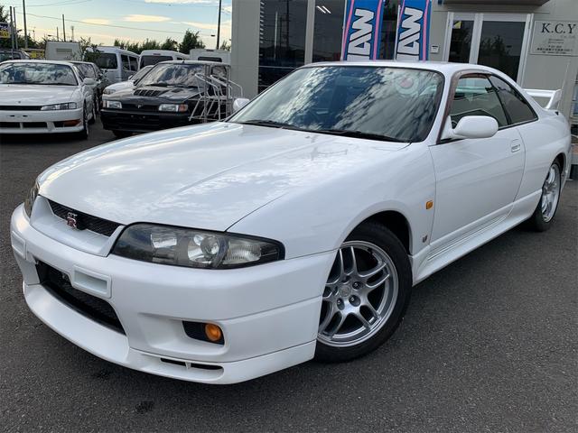 Nissan Skyline Gt R 1995 White Km Details Japanese Used Cars Goo Net Exchange