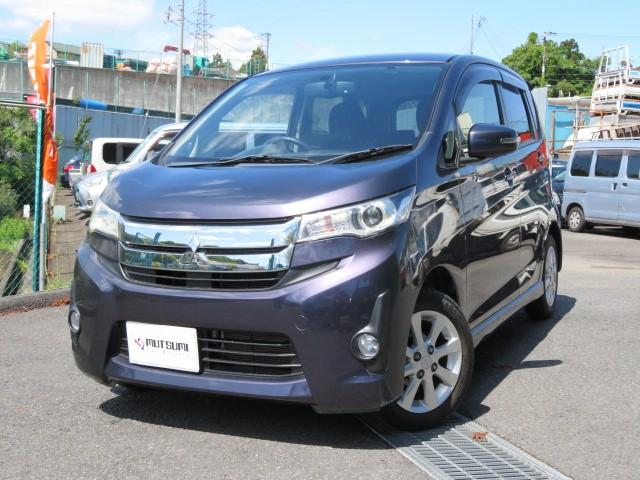 Ｇ　１年保証　禁煙車　ＳＤナビ　バックカメラ　ワンセグＴＶ　プッシュスタート　アイドリングストップ　スマートキー　ＨＩＤヘッドライト　純正アルミ