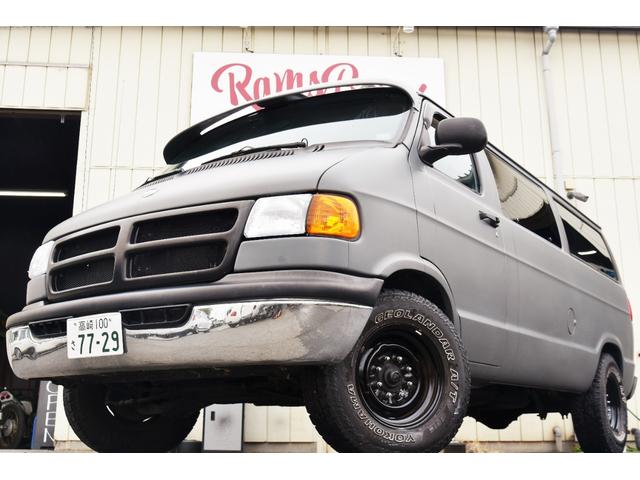 ワイルドな一台☆希少なルーフバイザー付き☆ 全国納車ＯＫ☆オートローン取り扱い☆ご遠方のお客様にも☆