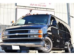 シボレーエクスプレス  ロールーフ リア観音 ローダウン 1ナンバー登録 3列シート モデルイヤー新規登録年マッチ カロナビ TV デイトナホイール 取説付き ボーテックEG 中古車画像