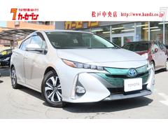 トヨタ　プリウスＰＨＶ　Ｓナビパッケージ　プリクラッシュ　黒革調シートカバー　純正メモリナビ