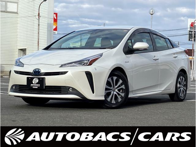 ボタンひとつでエンジンスタート！プッシュスタート付！ ＬＥＤヘッドランプ　ＣＶＴ　シートエアコン　スマートキー　電動格納ミラー