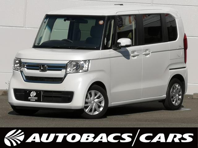 ブレーキホールド機能で長距離運転ラクラク！ スマートキー　アイドリングストップ　電動格納ミラー　シートヒーター　ＣＤ