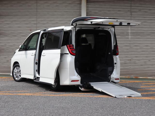 ハイブリッドＳ－Ｇ　１．８　ハイブリッド　Ｓ－Ｇ　ウェルキャブ　車いす仕様車　タイプＩ　車いす１名仕様