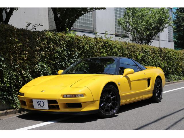 ＮＳＸ(ホンダ) ５ＭＴ　インディーイエローパール／　黒革シート／　Ｒ仕様ＭＯＭＯステアリング／　Ｒ仕様チタンシフトノブ／　チタンマフラー／　ＦＵＪＩＴＳＵＢＯエキゾーストマニホールド／ 中古車画像