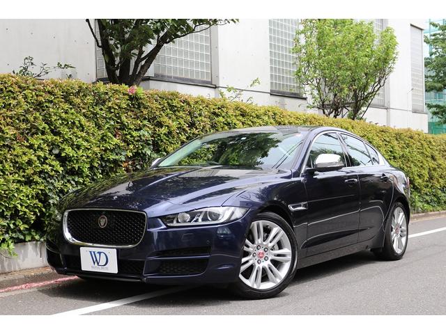 ジャガー ＸＥ　２０ｄ　プレステージ　１オーナー車／ＡＣＣ／ダークサファイア／ホワイト革シート／純正ナビ／シートヒーター／オートエアコン／ＭＥＲＩＤＩＡＮサウンドシステム／メッキドアミラーカバー／純正アルミホイール／電動トランク