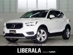 ボルボ　ＸＣ４０　Ｔ４　ＡＷＤ　モーメンタム　純正ナビＴＶ