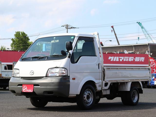 マツダ ボンゴトラックワイドローｄｘ １トン積 平ボディ三方開 ４ｗｄ ５速ｍｔ エアコン付 ３人乗 鳥居付つのあり レベライザライトの中古車 車体価格78万円 06 平成18 年式 走行9 2万キロ 車体色ホワイト 千葉県柏市藤ケ谷新田１５ ３ アップルかしわ沼南店 株