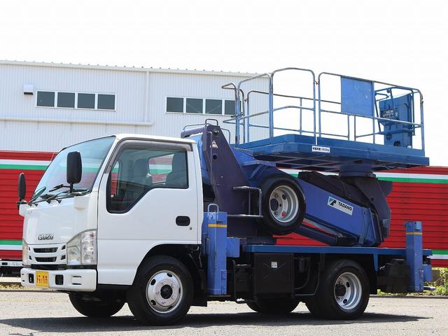 いすゞ エルフトラック 　高所作業車　デッキ型　タダノＡＴ１００Ｓ２　上下段操作装置　積載荷重１０００Ｋ　地上高１０Ｍ　６速ＭＴ３ペダル　坂道発進補助　キーレス　電格ミラー　１００Ｖ取出装置デッキ１００Ｖコンセント