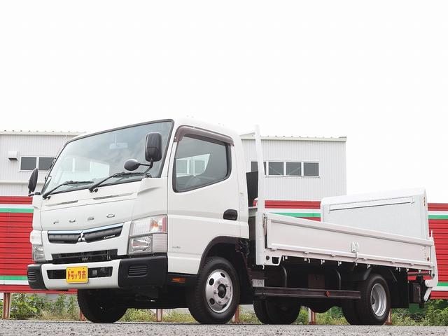 キャンター 　３．０ＤＴ　２ｔ　ワイドロング　アーム式パワーゲート　能力８００キロ　リフト寸１１７－１８９高さ１３２　荷台寸４３５－２０８　新明和　３ペダル＆５ＭＴ　キーレス　ＳＴタイヤ　車両総重量５１７５キロ