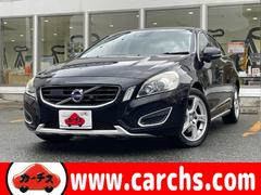 S60 S60 T4 5名 禁煙車/フルレザー/電動シート/レーダークルコン/BSM/レーンキープ/前・後カメ/ETC/HID/純正17インチAW/ナビリモコン 中古車画像