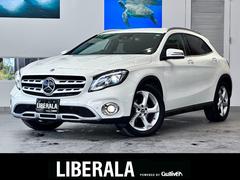 メルセデス・ベンツ　ＧＬＡクラス　ＧＬＡ１８０　レーダーセーフティ　黒革シート　フルセグ