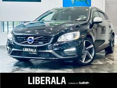 V60 T4 Rデザイン ACC 純正ナビ TV バックカメラ クリアランスソナー 純正18インチAW HIDヘッドライト citysafety BLIS 黒革 パワーシート Dシートメモリ シートヒーター スマートキー 中古車画像