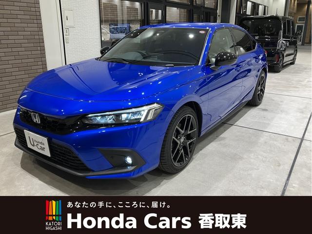 ｅ：ＨＥＶ　展示車　運転支援機能　Ｈｏｎｄａ　ＣＯＮＮＥＣＴディスプレー　ＥＴＣ２．０　１０．２インチデジタルメーター　ブラインドスポットインフォメーション　ＢＯＳＥプレミアムサウンドシステム　フロアマット