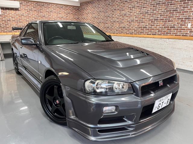 ２５ＧＴ　オールペイント済み日産純正ＫＡＤ　Ｒ３４ＧＴＲ純正フロンドバンパー　ＵＲＡＳリアフェンダー　Ｚチューン形状ボンネット　社外サイドステップ　社外リアウィング　社外マフラー　１８インチホイール