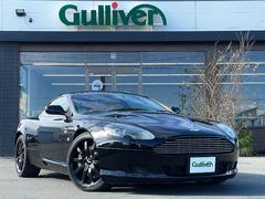 アストンマーティン　ＤＢ９　クーペ　タッチトロニック　６０００ｃｃ−Ｖ型１２気筒エンジン　赤革内装