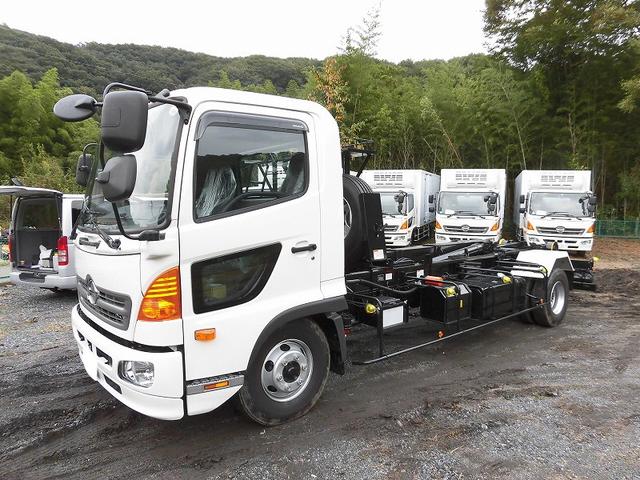 日野 レンジャー４ｔ アームロールの中古車 車体価格858万円 17 平成29 年式 走行535キロ 車体色ホワイト 神奈川県川崎市麻生区下麻生３ ３７ １５ 株式会社グリーンベル ゲットラック の在庫 グーネット中古車