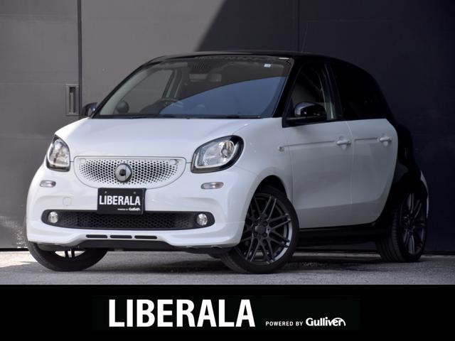 ＢＲＡＢＵＳ　スポーツ　ガラスルーフ　黒革シート　社外ナビ　ＴＶ　バックカメラ　衝突軽減　レーンキープアシスト　シートヒーター　パドルシフト　リアセンサー　クルーズコントロール　アイドリングストップ　純１７ｉｎｃＡＷ　ＥＴＣ
