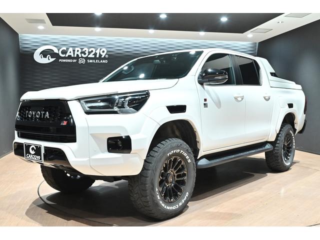 ハイラックス(トヨタ) Ｚ　ＧＲスポーツ　後期／リフトアップ／スマートトップＳＤＲ１シリーズ／ＸＥＬＦ　１７ｉｎｃｈＡＷ／オープンカントリーＲＴタイヤ／純正ディスプレイオーディオ／全周囲カメラ／フルセグ／ＥＴＣ／パワーシート／ＬＥＤライト／ 中古車画像