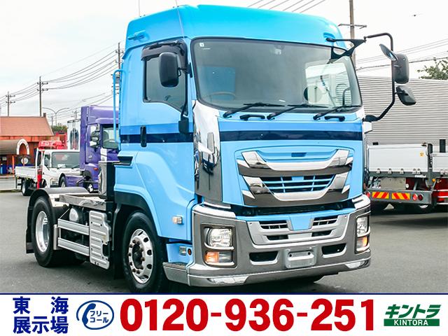 商品番号４４１７　Ｈ３０／８　いすゞ　ギガ トレーラーヘッド　４６０馬力　第五輪荷重１１５００ｋｇ　ハイルーフ