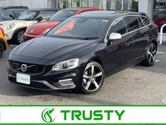 ボルボ　Ｖ６０　Ｄ４　Ｒデザイン　１８ｙモデル　最終型