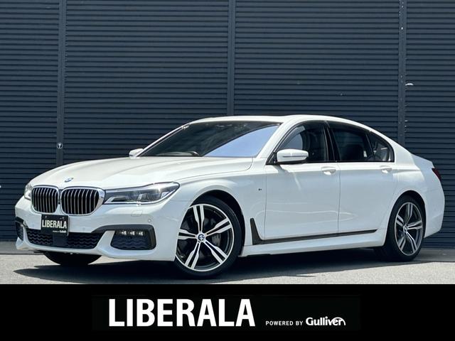 ７４０ｉ　Ｍスポーツ　パノラマＳＲ　Ｈａｒｍａｎ／Ｋａｒｄｏｎ　ＡＣＣ　ＨＵＤ　ナビ　３６０度カメラ　ＴＶ　ＢＴ　黒革　シートヒーター　シートエアコン　純正２０インチＡＷ　電動リアゲート　リモート充電　ＬＥＤ　前後ドラレコ