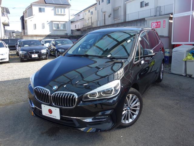 ２シリーズ(BMW) ２１８ｉグランツアラー　後期　Ｆ４６　７人乗り　ツインパワーターボ　インテリジェントセーフティ　レーダークルコン　ＨＵＤ　黒革パワーシート　純正ＨＤＤナビ　Ｂカメラ　Ｐセンサー　ＥＴＣ　ＢＴオーディオ　パワートランク 中古車画像