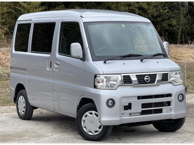 日産 ＮＶ１００クリッパーバン ＧＸターボ　ハイルーフ　フロントフォグランプ　パワーウィンドウ　ドライブレコーダー　ナビ　バックカメラ　ＥＴＣ　コーナーセンサー