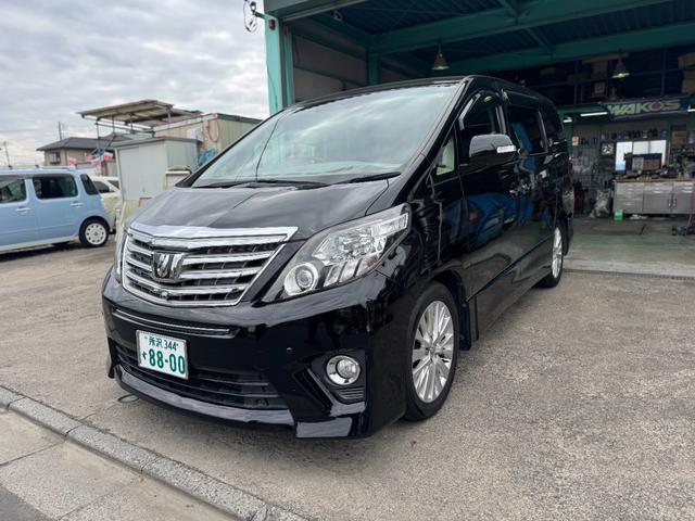 アルファード（トヨタ）３５０Ｓ　Ｃパッケージ　新品タイヤ／電動革シート／２列目エグゼクティブ電動シート／純正ナビ（アラウンドビューモニター）／バックカメラ／純正１８ＡＷ／パワーバックドア／オットマン／フリップダウン／電格ミラー／プッシュスタート 中古車画像