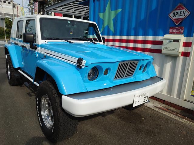 クライスラー・ジープ ジープ・ラングラーアンリミテッド サハラ　ＪＥＥＰ　カイザーフェイス　カスタム　リフトアップ　ＣＤ　ミュージックプレイヤー接続可　バックカメラレザーシート　キーレス　４ＷＤ