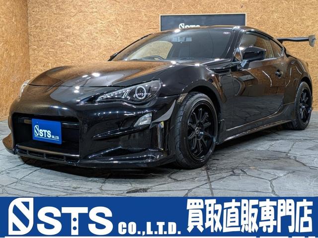 ８６(トヨタ) ＧＴ　社外エアロ　ＧＴウィング　ＧＲｅｄｄｙ２本出しマフラー　５ＺｉＧＥＮ１７ＡＷ　ＢＬＩＴＺタワーバー・エアクリ　社外テールライト 中古車画像
