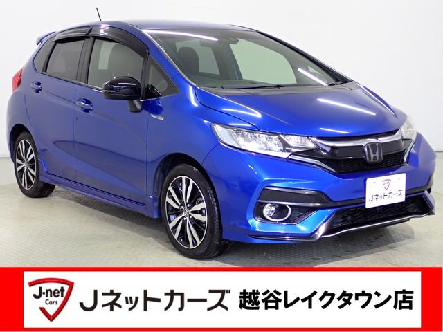 車線はみだしを知らせてくれる機能！レーンアシスト付♪ 衝突安全ボディ　アルミホイール　ＣＤ　ＤＶＤ再生　ＵＳＢ　ＡＢＳ　ＥＳＣ