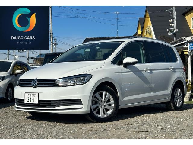 フォルクスワーゲン ゴルフトゥーラン ＴＤＩ　コンフォートライン　フロントアシスト　ドライブレーコダー　ＡＰＰＬＥＣＡＲＰＬＡＹ　純正ワイド型ナビ　バックカメラ　レンアシスト