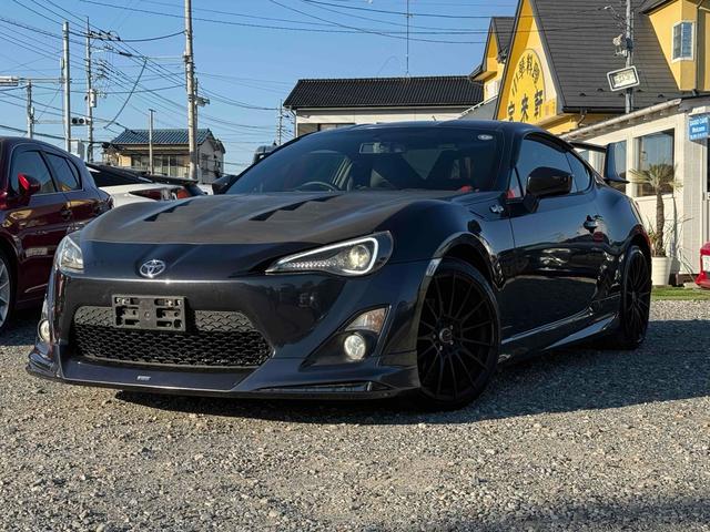 ８６(トヨタ) ＧＴリミテッド　ＥＴＣ　ＭＴ　オートライト　ＨＩＤ　スマートキー　電動格納ミラー　シートヒーター　アルミホイール　盗難防止システム　衝突安全ボディ　ＡＢＳ　ＥＳＣ　エアコン　パワーステアリング　パワーウィンドウ 中古車画像
