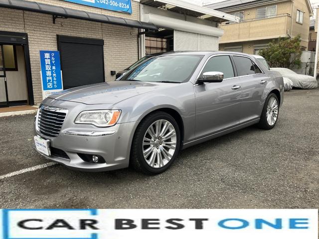 クライスラー・300 300リミテッド 当社買取/ブラック内装/純正ナビ/地デジTV/ETC(1枚目)