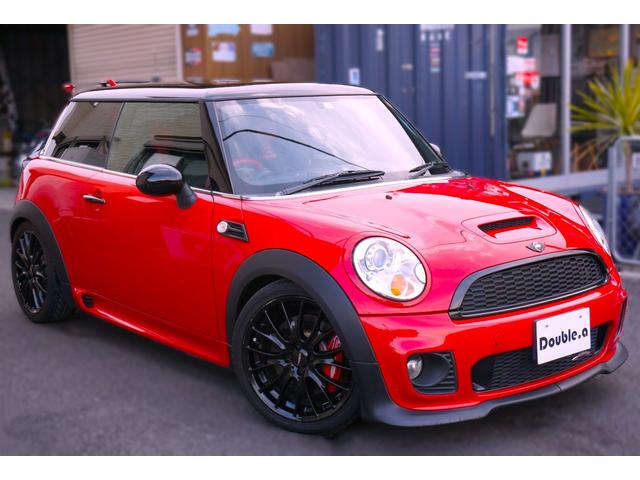 ＭＩＮＩ ジョンクーパーワークス　６ＭＴ　レカロシート　ＥＴＣ　カーボンリアスポイラー　リアディフューザー　車高調