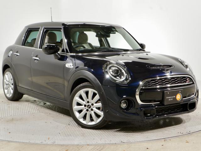 ＭＩＮＩ ＭＩＮＩ ワンオーナー　追従クルコン　衝突軽減Ｂ　純正ナビ